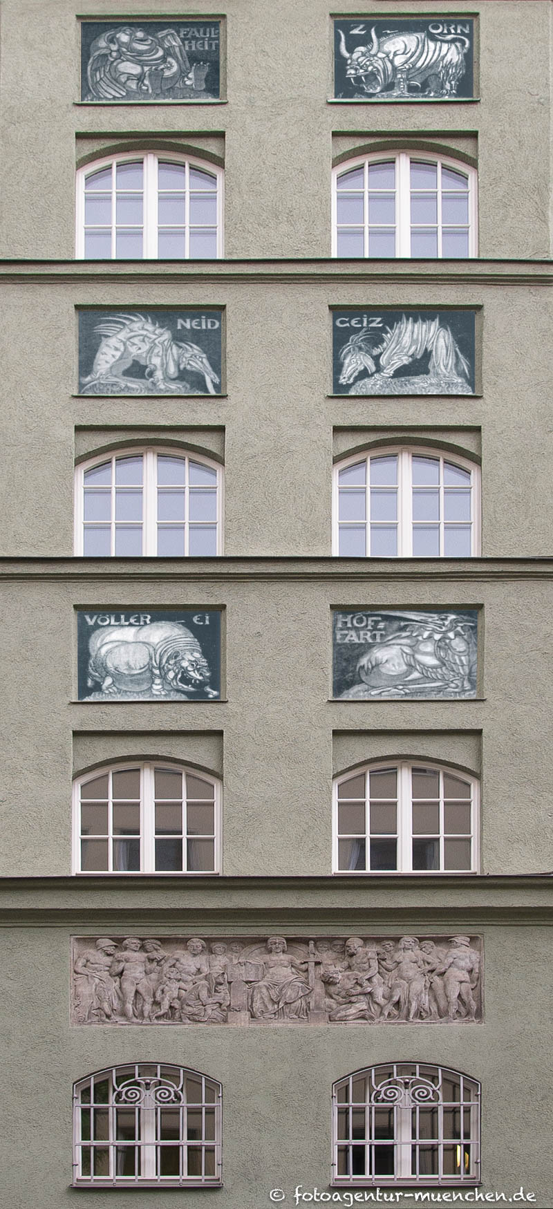 Die sechs Todsünden der Polizei - Goldschmitt Bruno – Denkmal/Kunstwerk in München