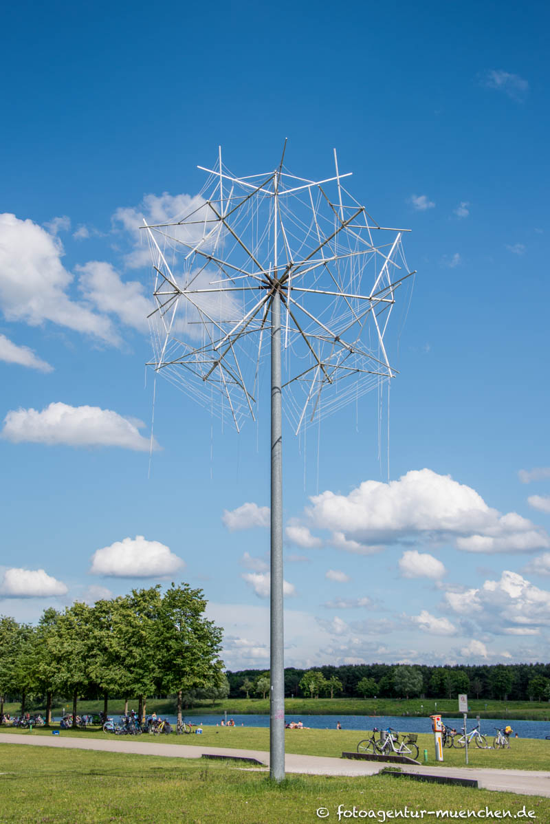 Löwenspinne - Felgendreher Monica – Denkmal/Kunstwerk in München