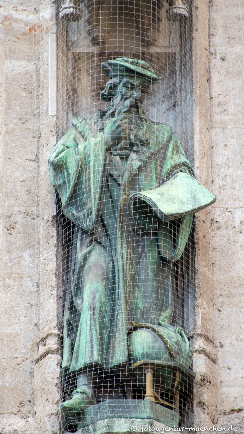 Neues Rathaus - Geschichte unf Gegrografie