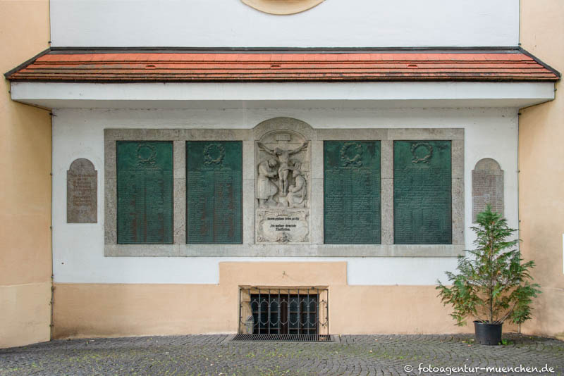 Kriegerdenkmal Thalkirchen – Denkmal/Kunstwerk in München