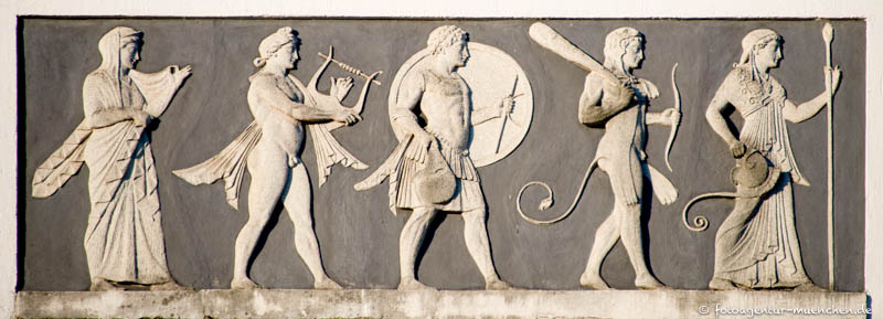 Götterzug - Stuck Franz von – Denkmal/Kunstwerk in München