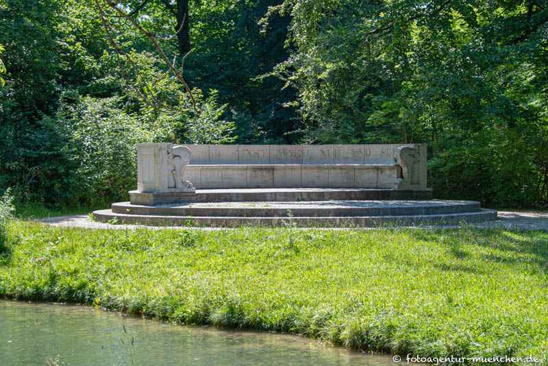 Steinerne Bank