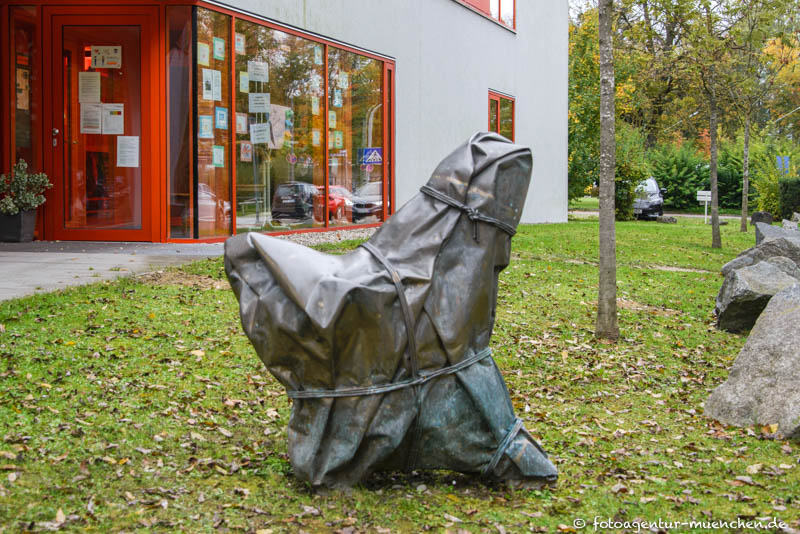 Geschenk - Obermaier Gabriele – Denkmal/Kunstwerk in München