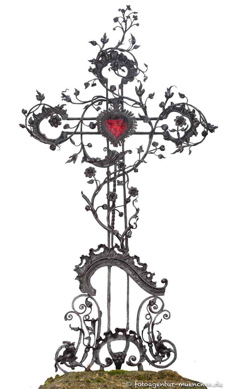 Grabkreuz: Grabkreuz - Alter Südfrie