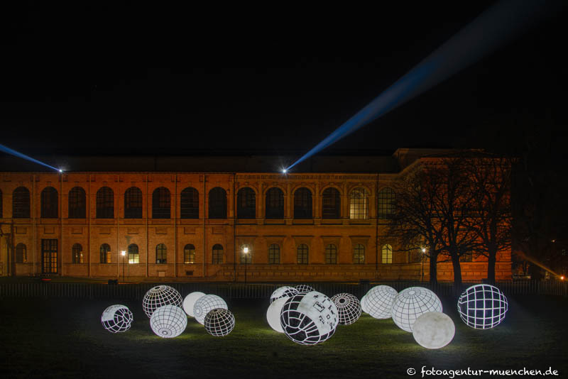 Lichtaktion im Kunstareal