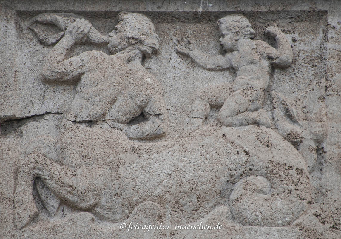 Folgsamkeit - Albertshofer Georg – Denkmal/Kunstwerk in München