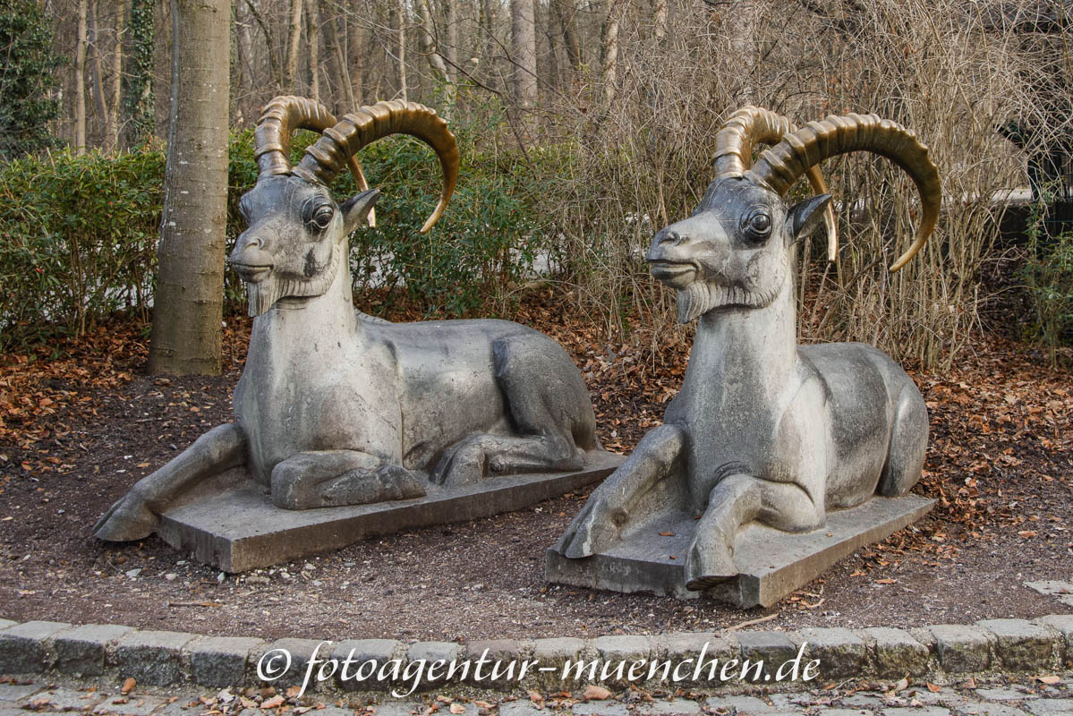 Steinböcke – Denkmal/Kunstwerk in München