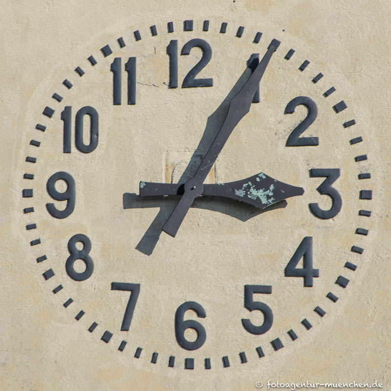 Moosacher Wasserturm - Uhr