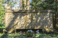 Gerhard Willhalm – Grab - Albert Freiherr von Schrenck-Notzing