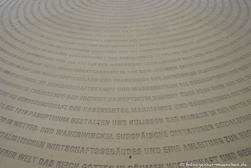 Die Schwarze Liste - Mahnmal zur Bücherverbrennung