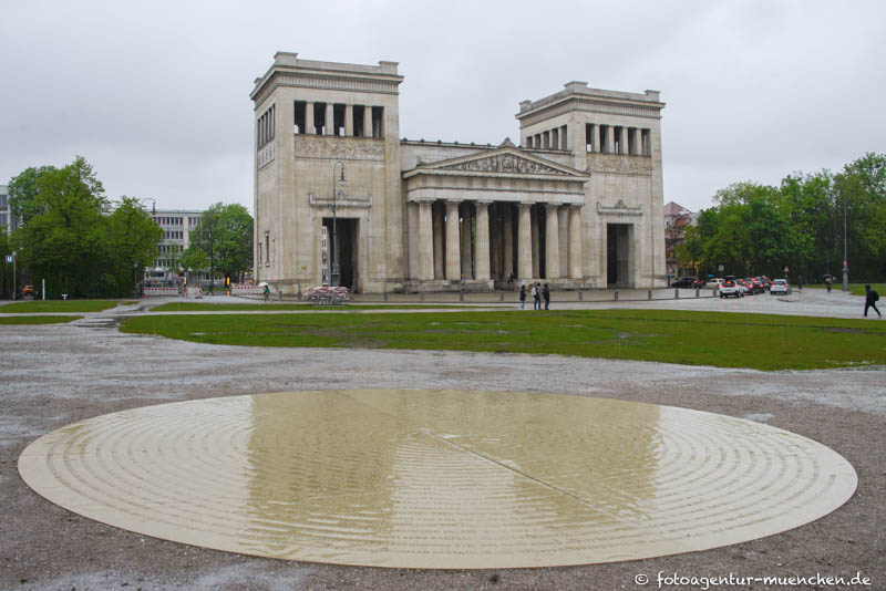 Die Schwarze Liste - Mahnmal zur Bücherverbrennung