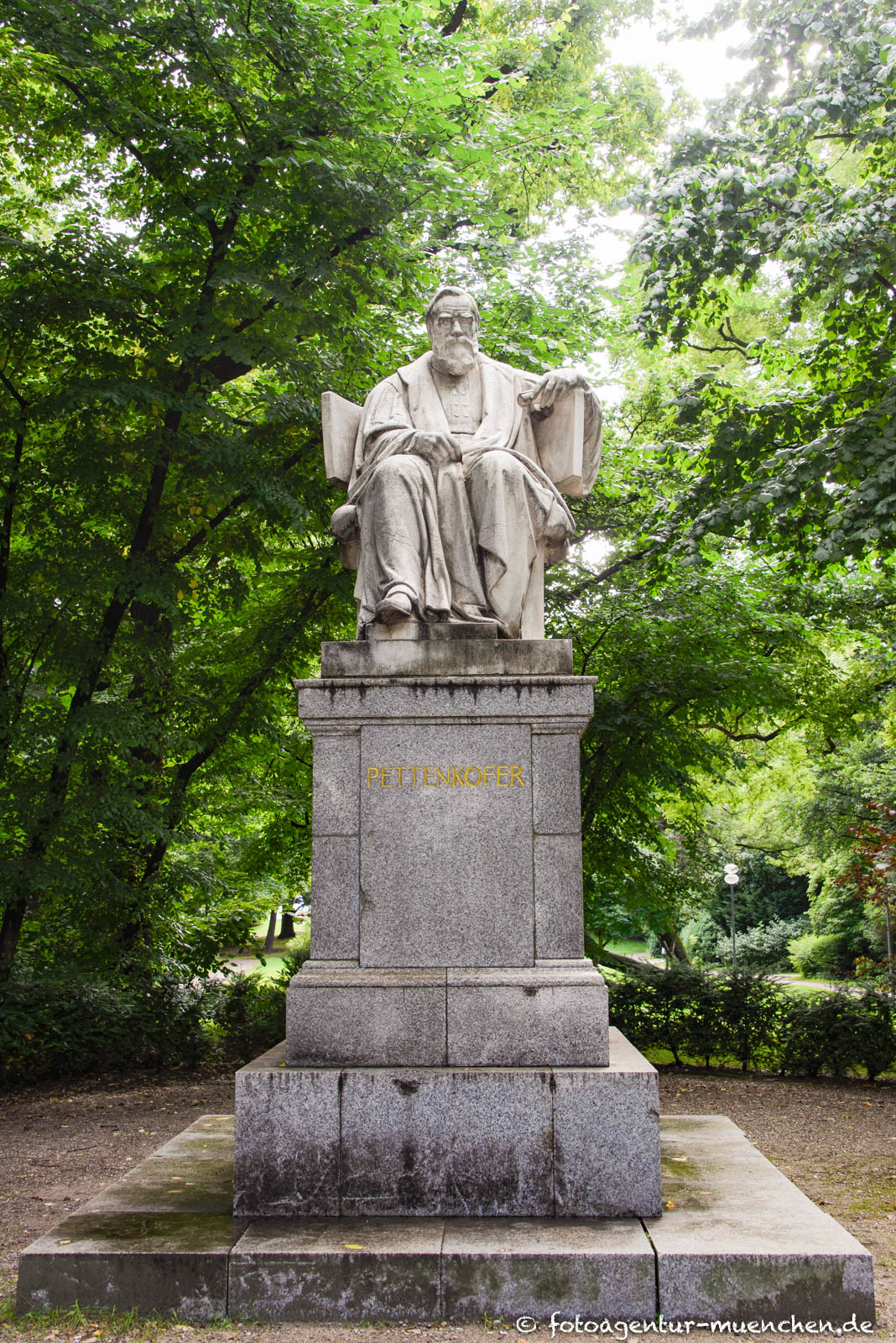 Denkmal - Max von Pettenkofer