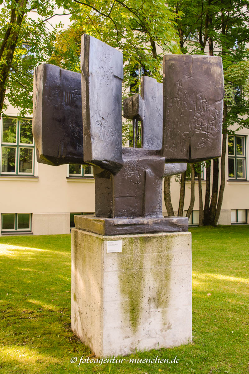 Großes Votiv K - Koenig Fritz – Denkmal/Kunstwerk in München