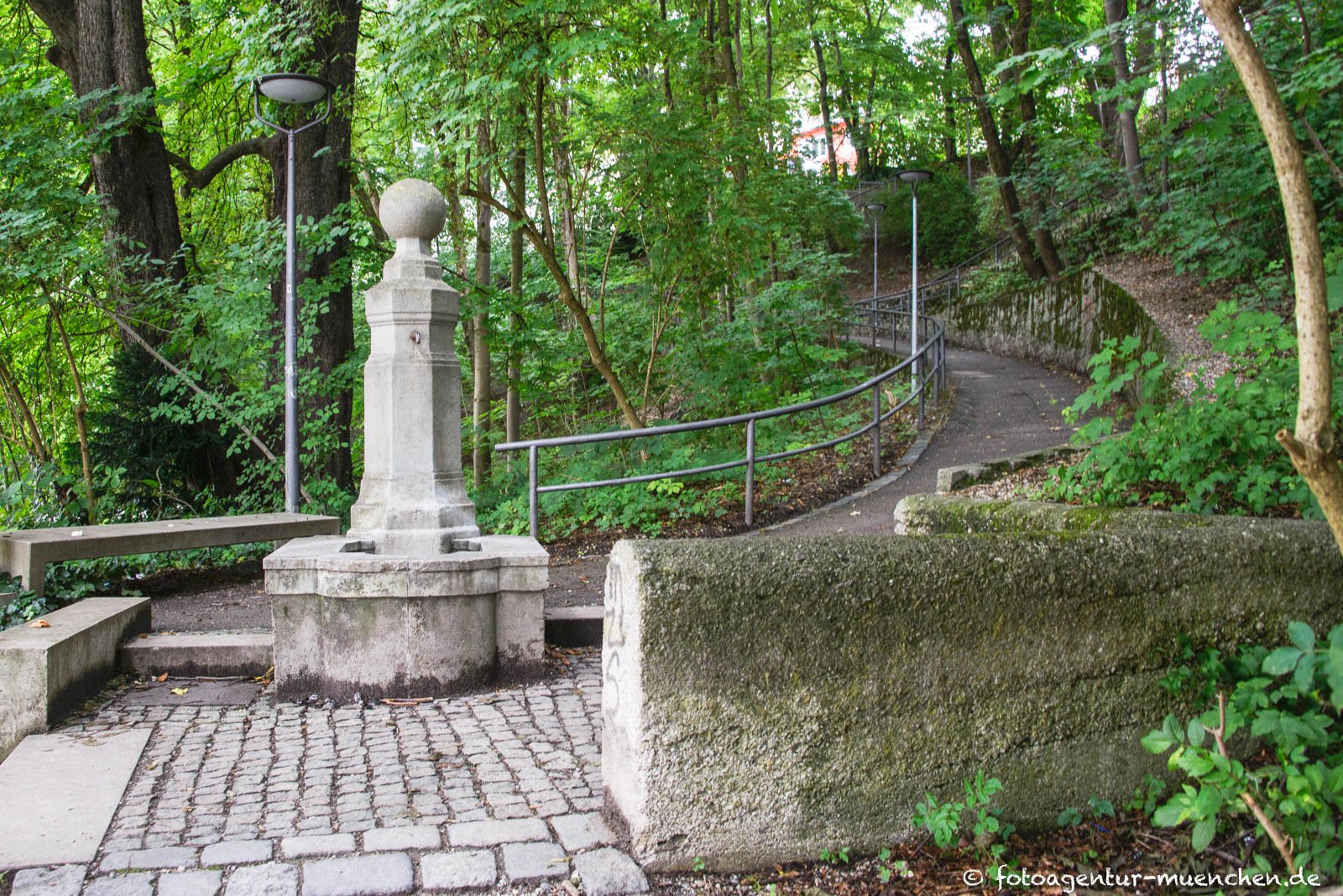 Zierbrunnen