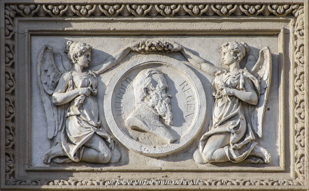 Relief - Prinregent Luitpold – Denkmal/Kunstwerk in München