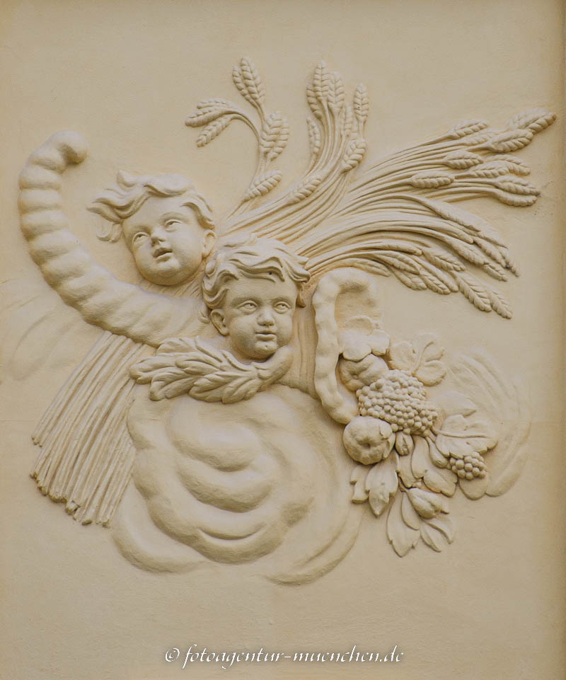 Putti - St. Kajetan