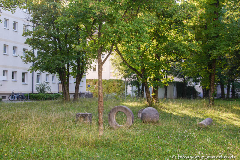 Bewegte Erde – Denkmal/Kunstwerk in München