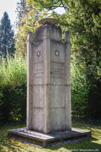 Kriegerdenkmal: Den Opfern der Verfolgungszeit