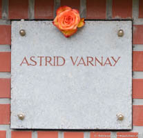 Gerhard Willhalm – Grab - Astrid Varnay