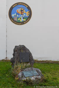 Gerhard Willhalm - Denkmal - Christopher 1