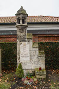 Grab von Ernst Reinhardt Zimmermann