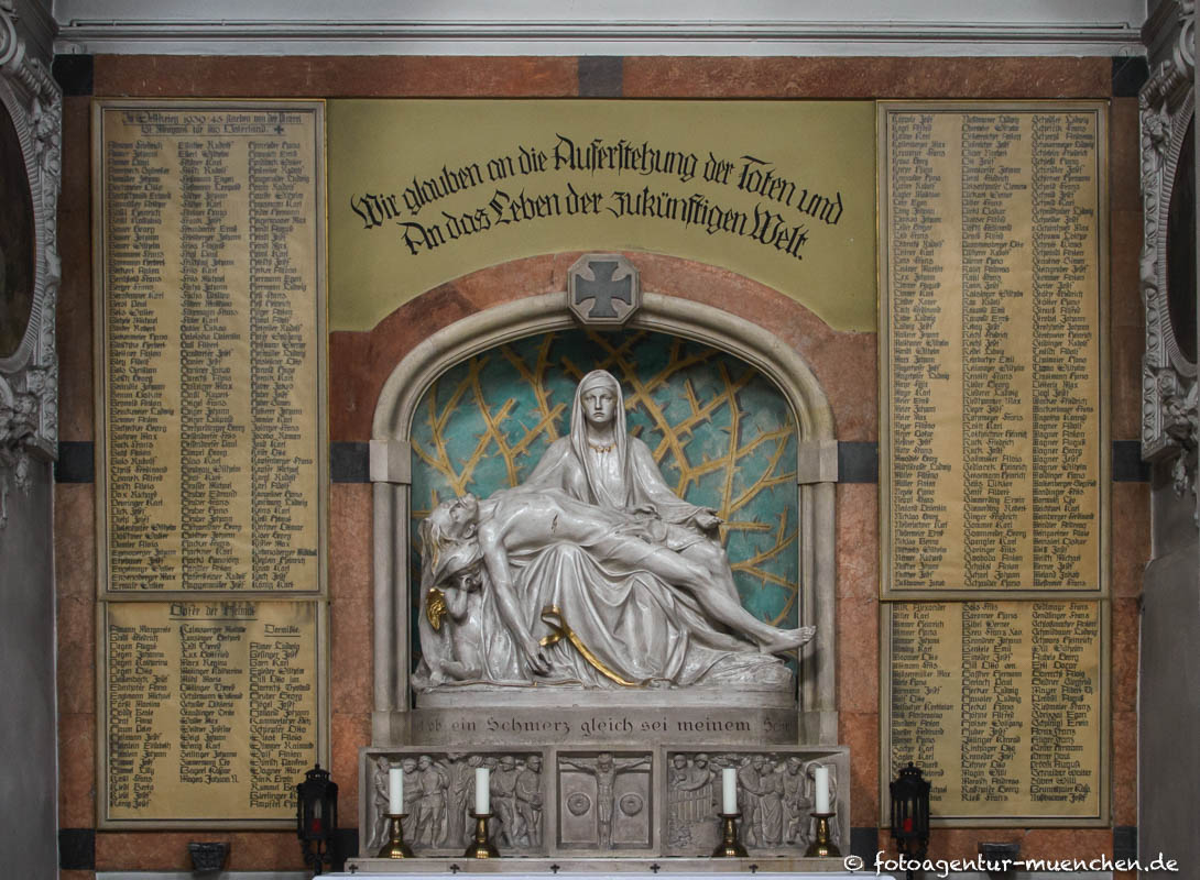 Kriegerdenkmal - St. Margaret – Denkmal/Kunstwerk in München