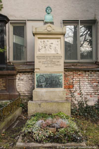 Grab von Hermann Joseph Mitterer
