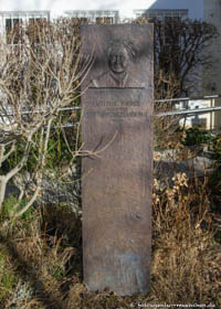 Gerhard Willhalm – Relief - Mathilde Jörres