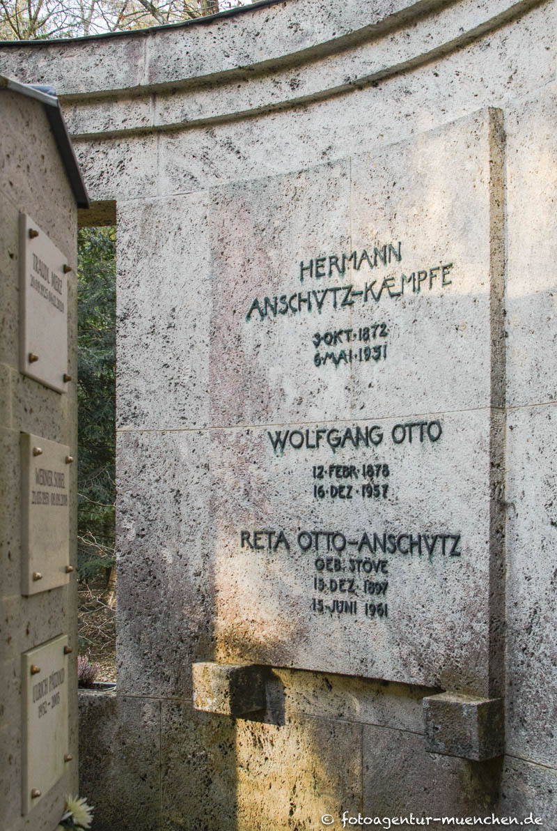 Dr. phil. h.c. Hermann Anschütz-Kaempfe