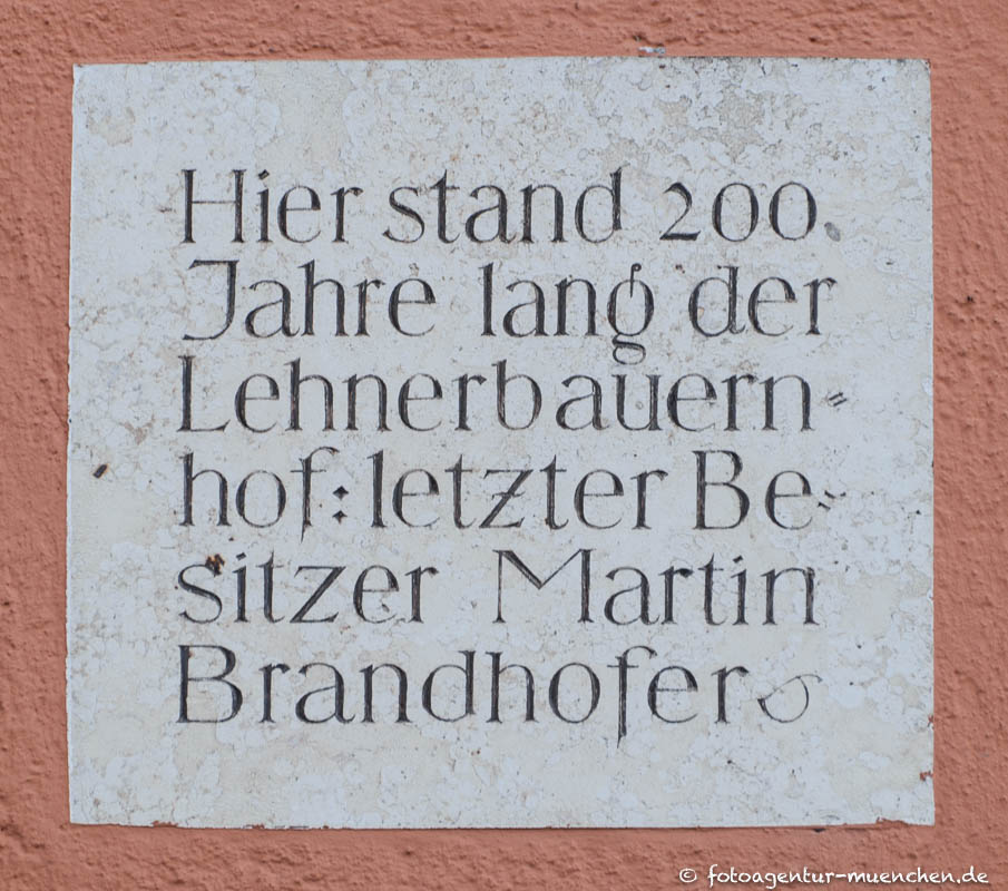Gedenktafel - Lehnerbauernhof - Grässel Hans – Denkmal/Kunstwerk in München