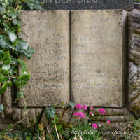 Gerhard Willhalm – Grab - Hella von Westarp