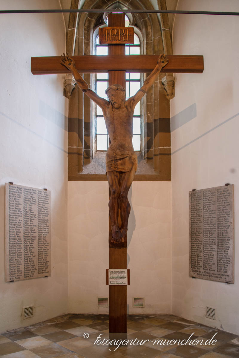 Kriegerdenkmal – Denkmal/Kunstwerk in München