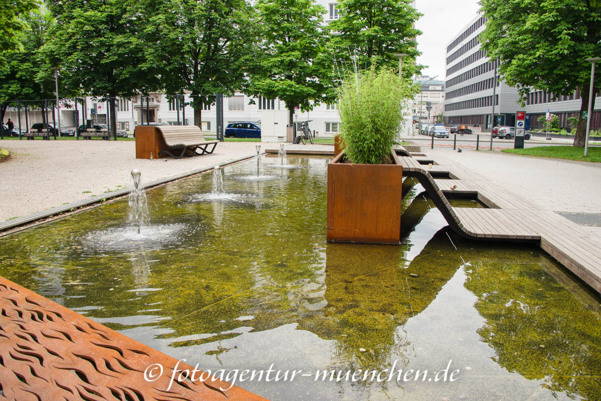 Brunnenanlage am Rundfunkplatz – Denkmal/Kunstwerk in München
