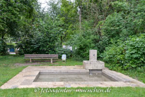 Zierbrunnen
