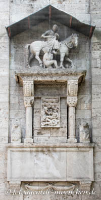 Kriegerdenkmal: Kriegerdenkmal - St. Benno
