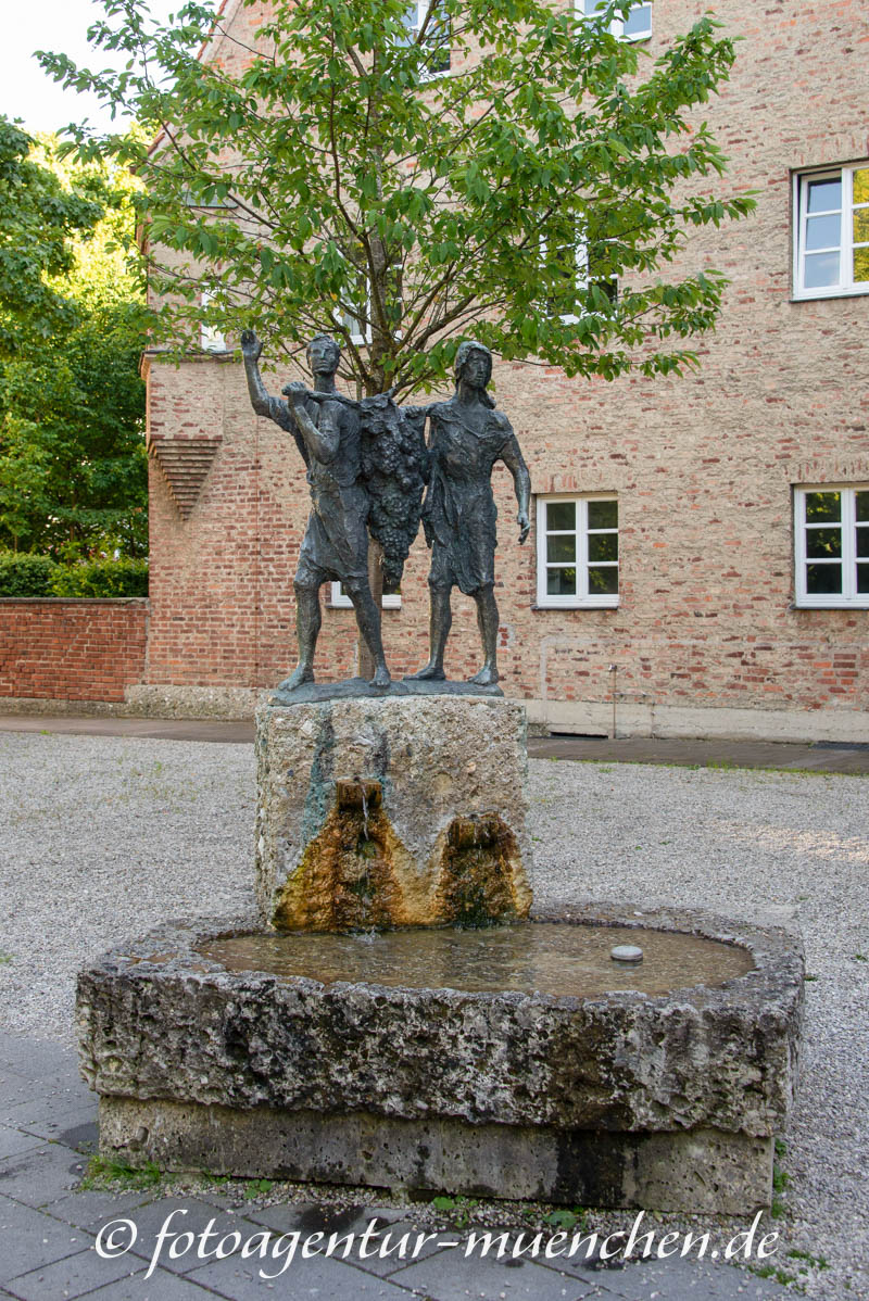 Kundschafterbrunnen - Bohr Roland von – Denkmal/Kunstwerk in München