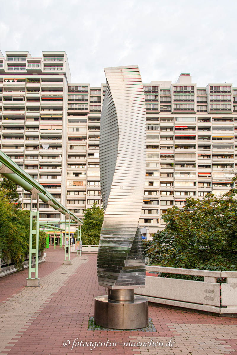 Silbersäule - Martin Roland – Denkmal/Kunstwerk in München