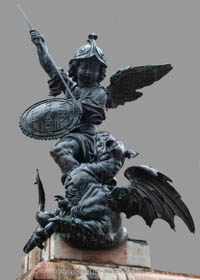 Mariensäule - Putti mit Drache