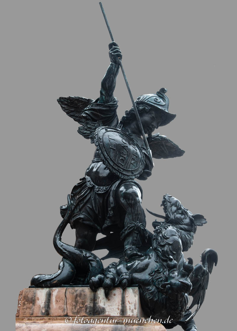 Mariensäule - Putti mit Drachen