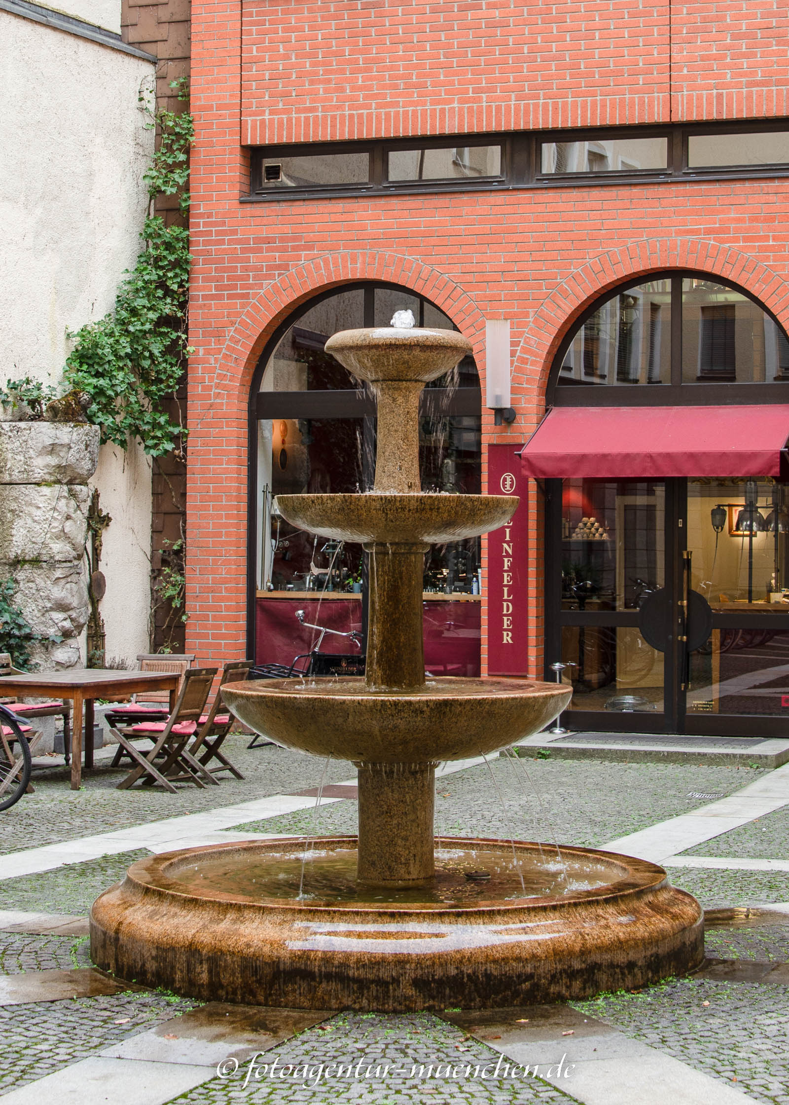 Schalenbrunnen