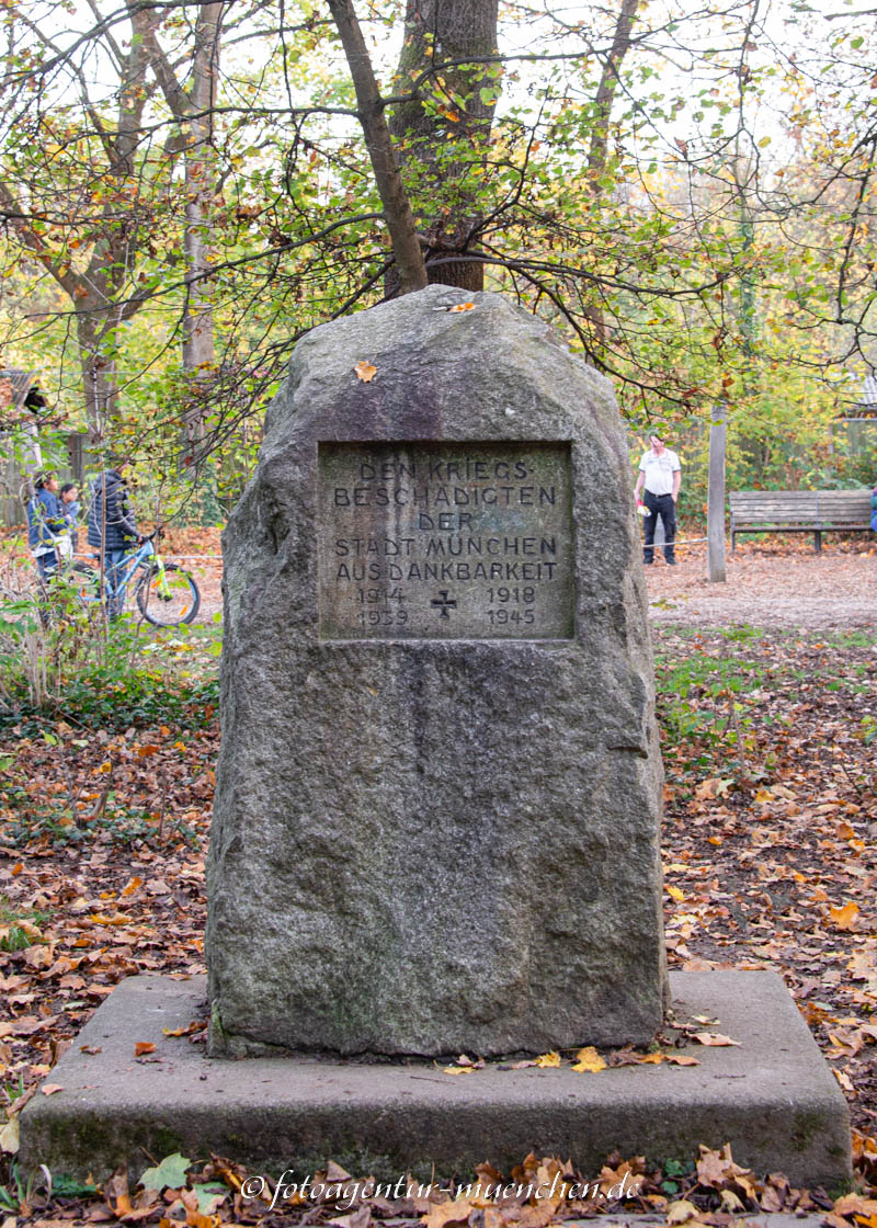 Denkmal für Kriegsbeschädigte – Denkmal/Kunstwerk in München
