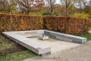 Kriegerdenkmal: Memorial - Bär Fridolin, Karré Matthias