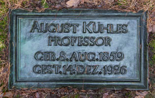 Grab von August Kühles