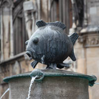 Gerhard Willhalm – Fischbrunnen (Fisch)