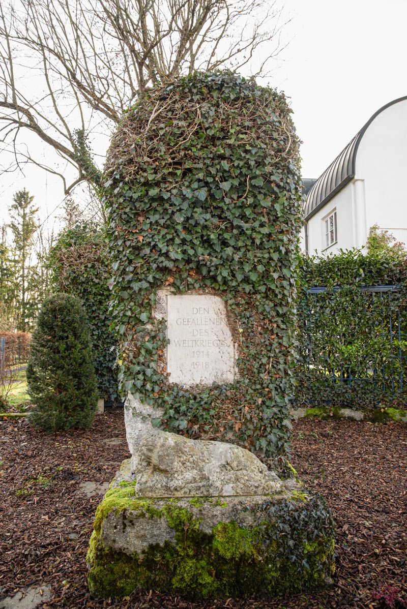 Kriegerdenkmal – Denkmal/Kunstwerk in München