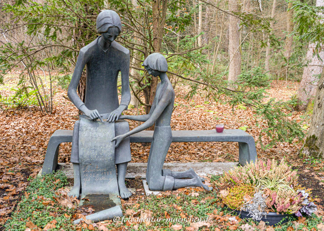 Kunstwerk - Waldfriedhof – Denkmal/Kunstwerk in München