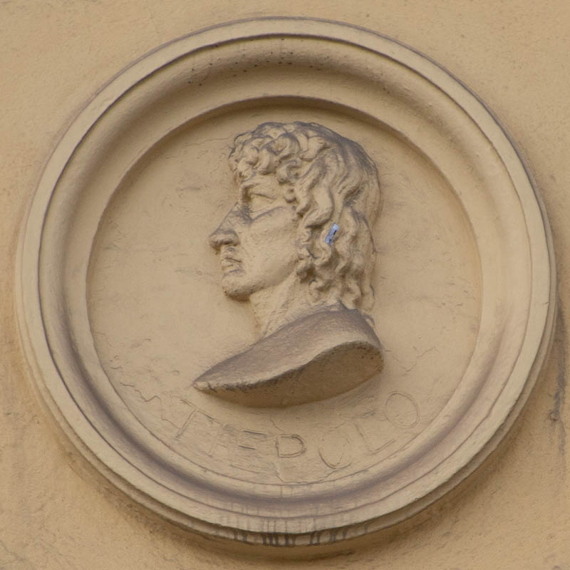 Tondi mit Reliefbüste - Tiepolo – Denkmal/Kunstwerk in München