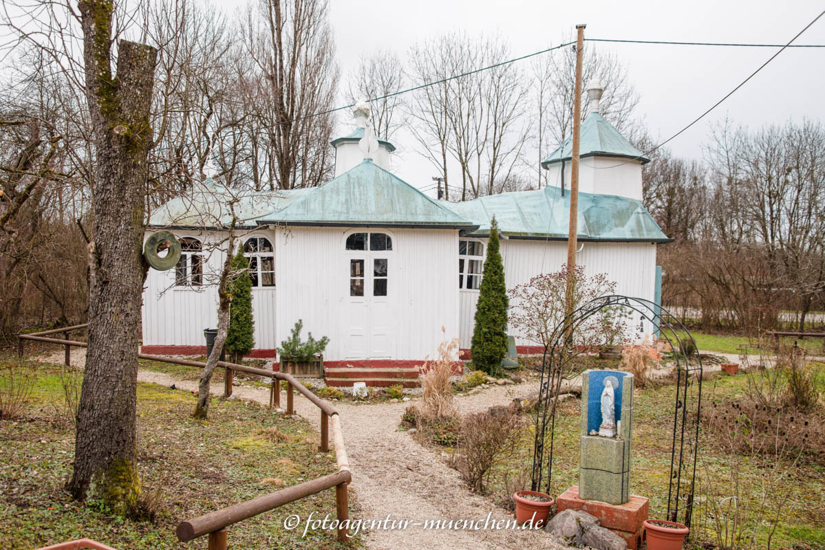 title=Ost-West-Friedenskirche - Spiriton-Lous-Ring - 