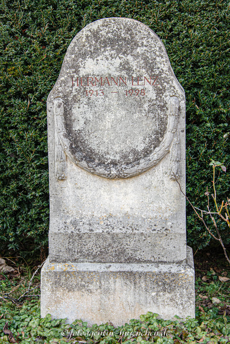 Hermann Lenz