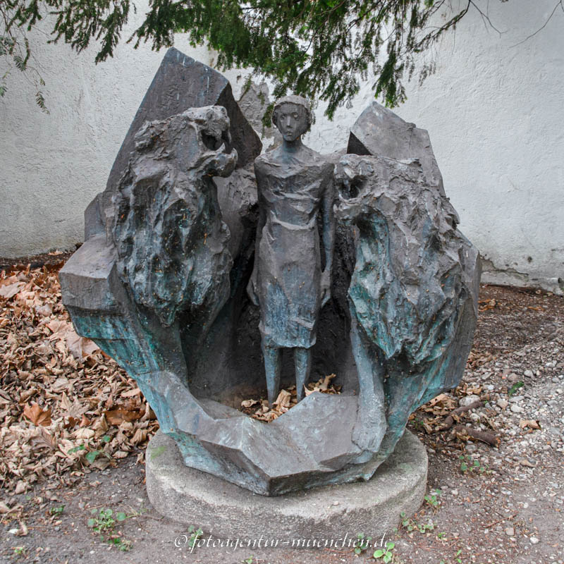 Daniel in der Löwengrube - Backmund Klaus – Denkmal/Kunstwerk in München